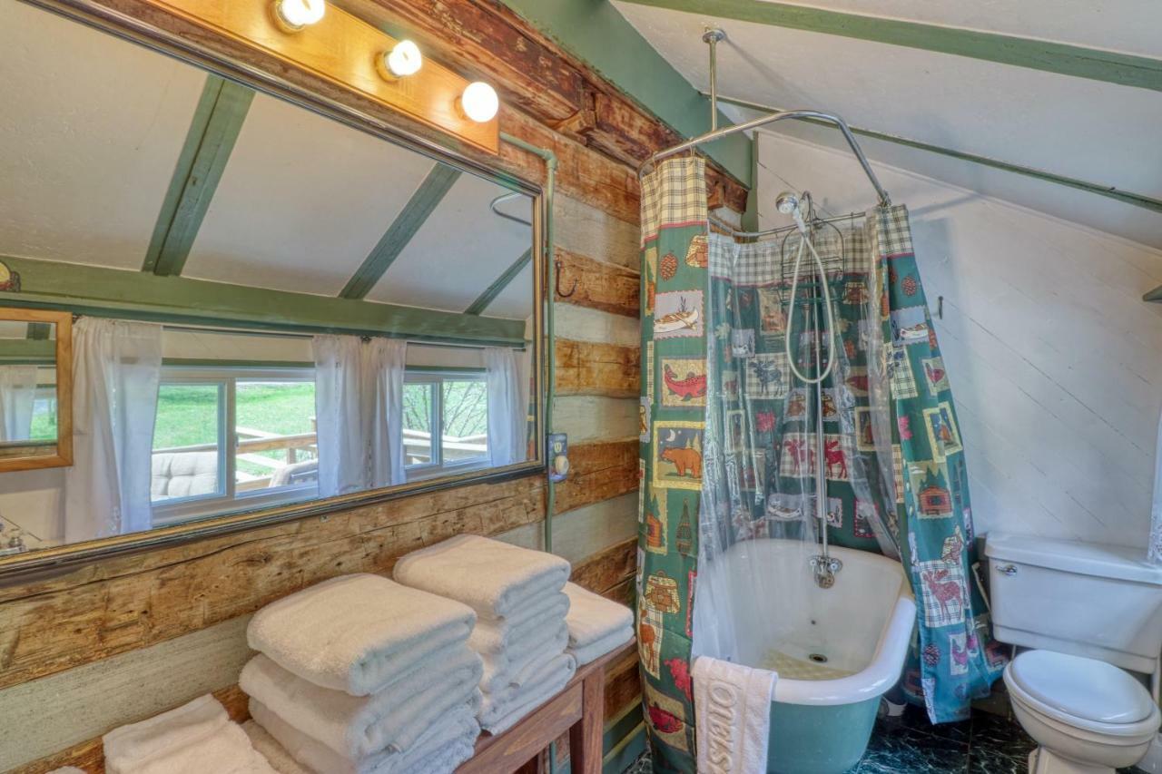 1 Bed 1 Bath Vacation Home In Sylva Eksteriør billede